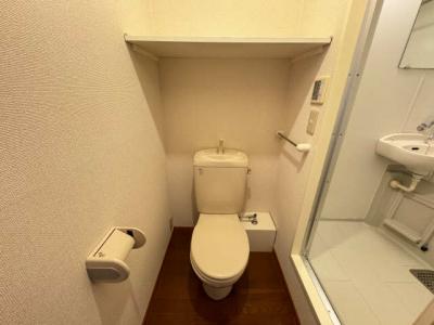 レオパレスウエストステージ 1階 WC