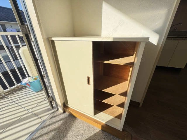 シューズボックス