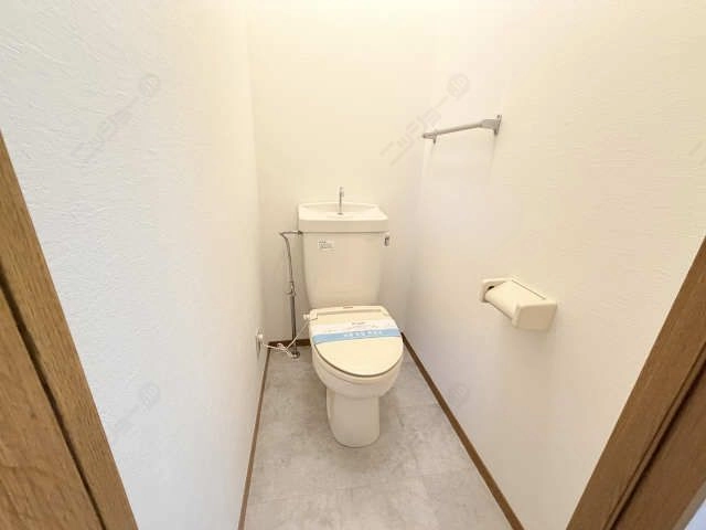 シャワー付トイレ